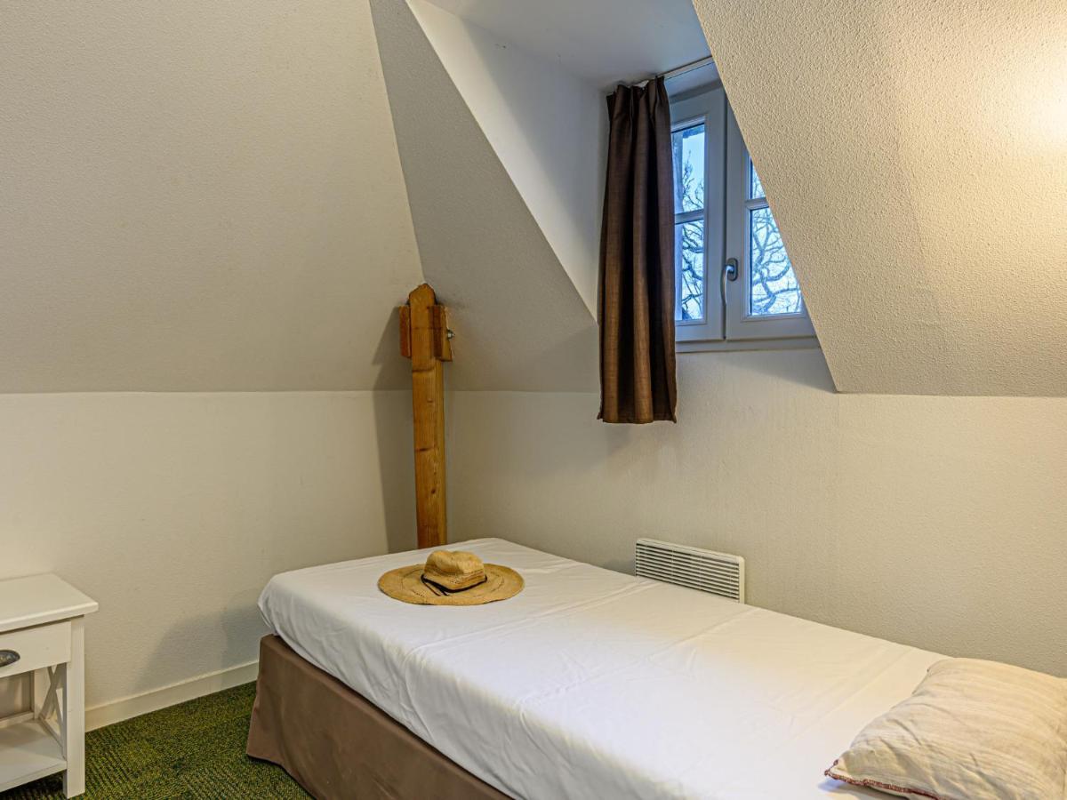 Apartment Chateau De Kergonano-16 By Interhome Baden Bagian luar foto