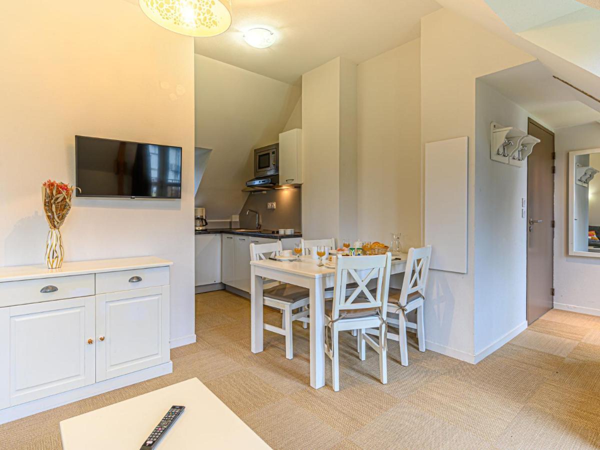 Apartment Chateau De Kergonano-16 By Interhome Baden Bagian luar foto